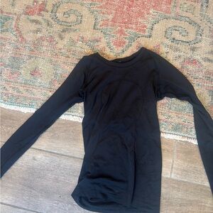 Lulu lemon long sleeve black tee